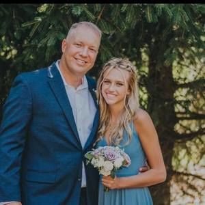 Meet your Posher, Becca